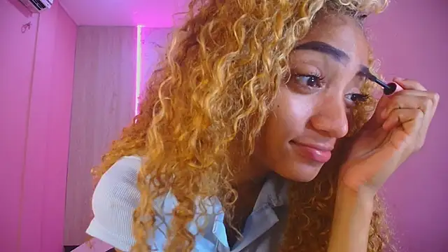 Charlotte Love10 online show from 10/25/25, 12:02