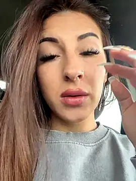 SashaBelle  online show from 11/26/25, 07:20