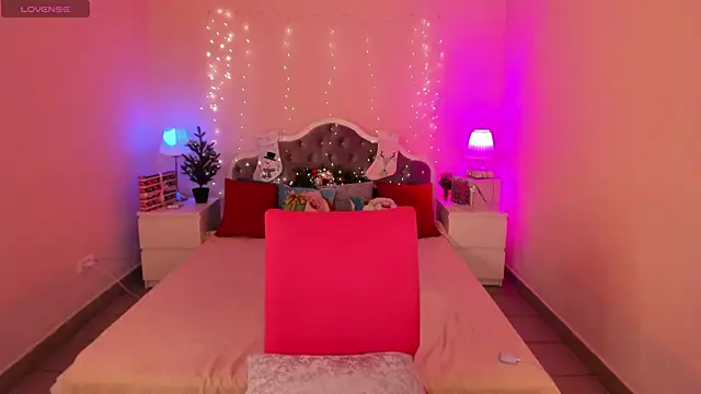 Snapshot of Aria69Stars chatting on 01/02/25, 11:52 Aria69Stars online show from 01/02/25, 11:52