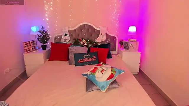 Snapshot of Aria69Stars chatting on 01/03/25, 11:35 Aria69Stars online show from 01/03/25, 11:35