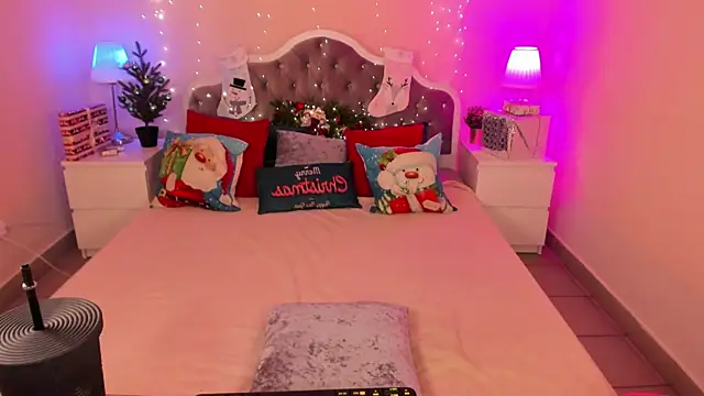 Snapshot of Aria69Stars chatting on 01/06/25, 12:02 Aria69Stars online show from 01/06/25, 12:02