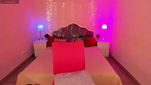 Snapshot of Aria69Stars chatting on 02/08/25, 01:22 Aria69Stars online show from 02/08/25, 01:22