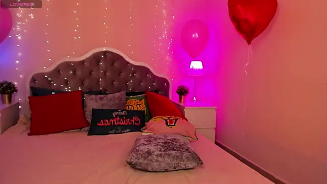 Snapshot of Aria69Stars chatting on 02/24/25, 11:54 Aria69Stars online show from 02/24/25, 11:54