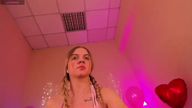 Snapshot of Aria69Stars chatting on 02/27/25, 04:41 Aria69Stars online show from 02/27/25, 04:41