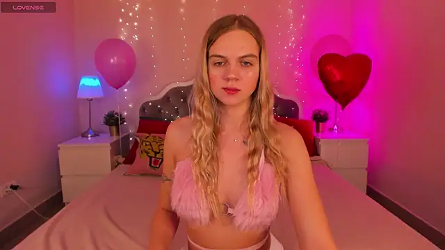 Snapshot of Aria69Stars chatting on 03/07/25, 01:31 Aria69Stars online show from 03/07/25, 01:31