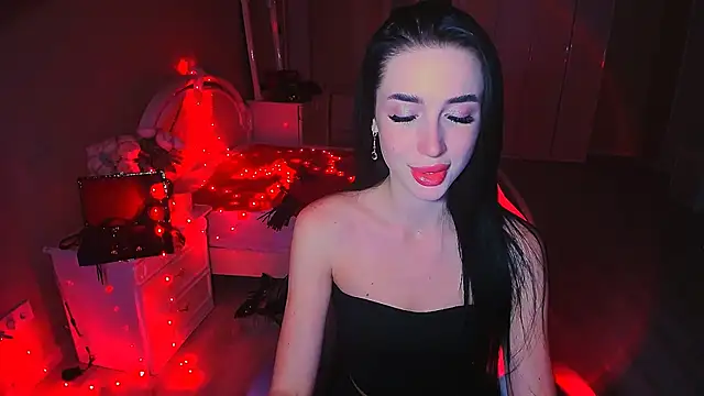 lovely desire online show from 10/17/25, 10:51