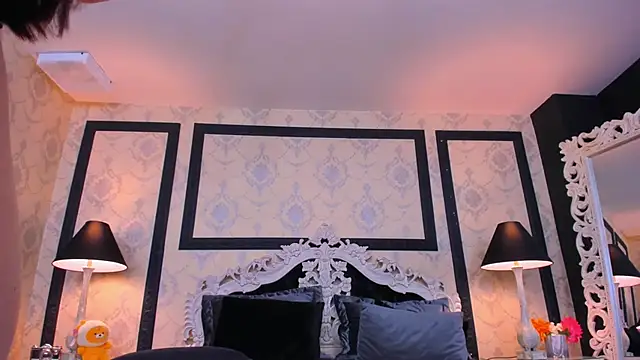 ImSophiie online show from 01/28/25, 09:08