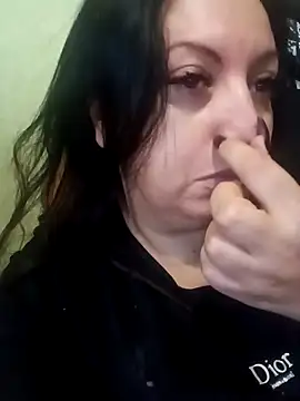 Veronica-Celie online show from 12/19/24, 12:45