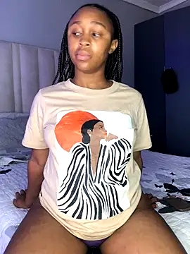 Pearl 00 online show from 10/16/25, 08:26