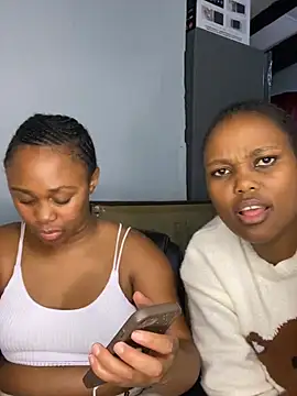 Pearl 00 online show from 03/21/26, 06:51