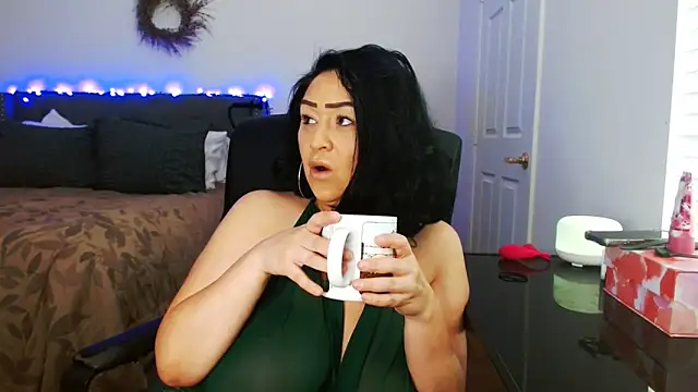 Snapshot of AlyssiaAmoreXO chatting on 05/25/26, 09:10 AlyssiaAmoreXO online show from 05/25/26, 09:10