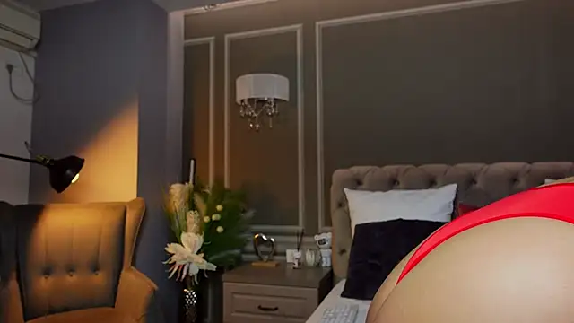 AnnieStylesx online show from 09/19/25, 03:52