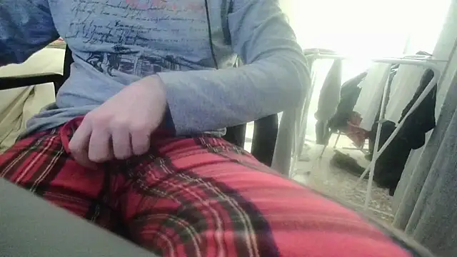 sbrodo96 online show from 02/25/26, 06:39