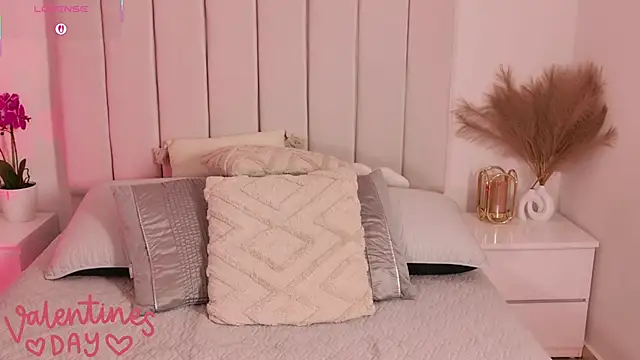 Sarajonnes online show from 02/14/26, 10:39