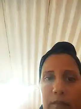 Snapshot of carolina_goez chatting on 02/14/25, 07:02 carolina goez online show from 02/14/25, 07:02