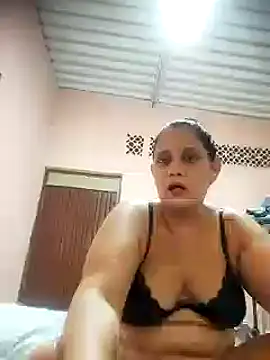 Snapshot of carolina_goez chatting on 03/01/25, 07:15 carolina goez online show from 03/01/25, 07:15