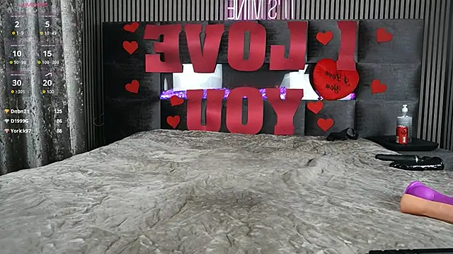 MilaMaaay online show from 02/09/25, 06:37