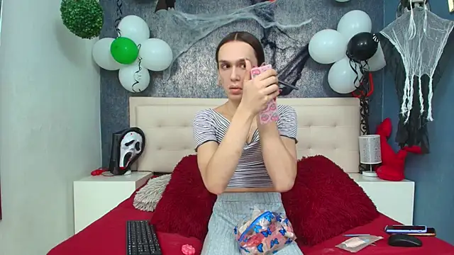 Celestial Queen  online show from 10/29/25, 02:19