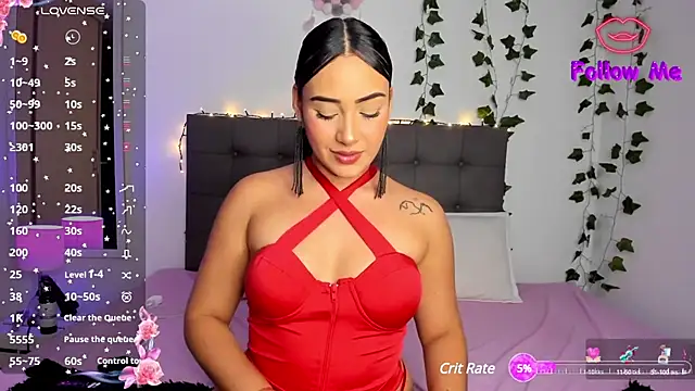 charlotte james0 online show from 12/18/24, 12:10