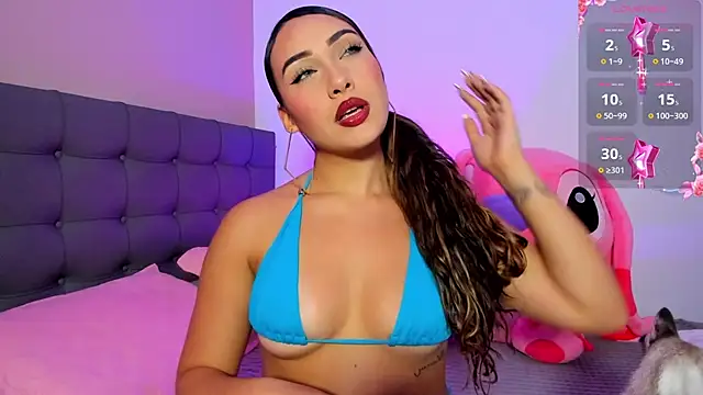 charlotte james0 online show from 10/03/25, 02:41