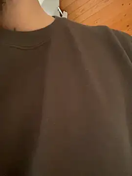 Dikkiduohottt online show from 02/18/26, 03:52