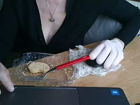 VeneRed online show from 09/30/25, 01:16