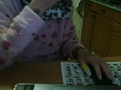 VeneRed online show from 10/06/25, 05:49