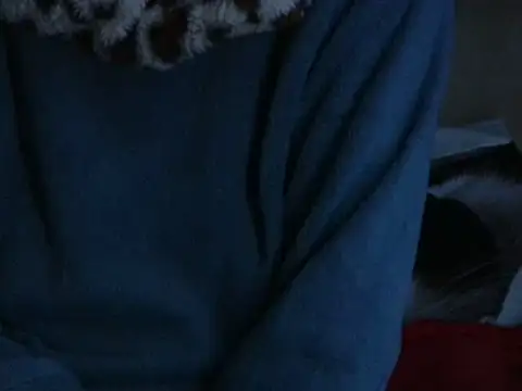 VeneRed online show from 10/13/25, 08:09