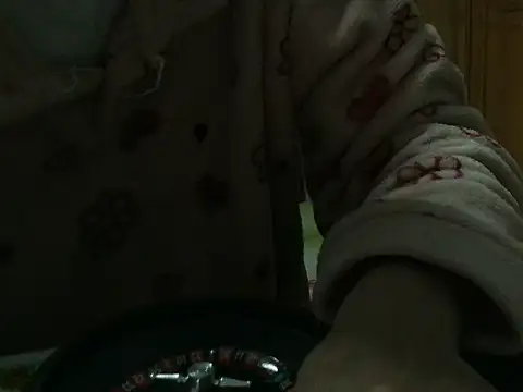 VeneRed online show from 10/15/25, 04:40