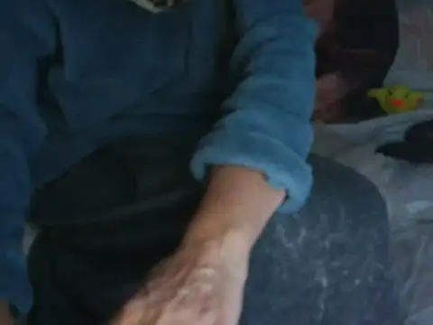 VeneRed online show from 11/07/25, 07:03