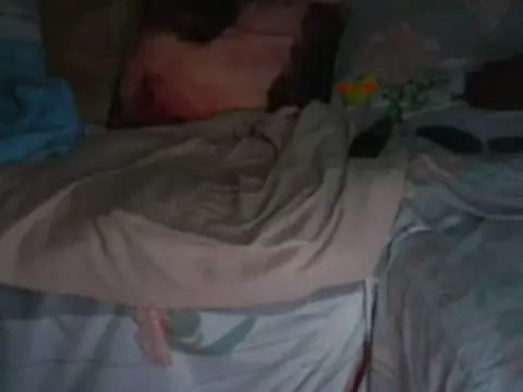 VeneRed online show from 12/03/25, 05:11