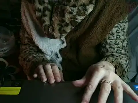 VeneRed online show from 03/05/26, 07:21