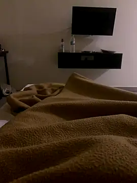 desiduzz21 online show from 12/04/24, 11:35