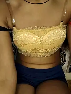 Snapshot of Alina_fun chatting on 12/27/24, 09:50 Alina fun online show from 12/27/24, 09:50