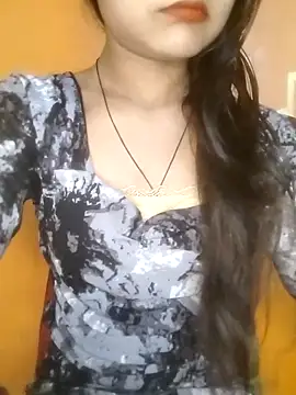 Snapshot of Alina_fun chatting on 02/08/25, 08:10 Alina fun online show from 02/08/25, 08:10