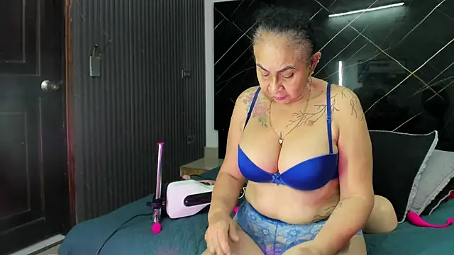 cloee-rabbyt online show from 10/20/25, 11:43