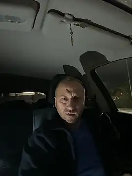 Lecatore80 online show from 10/18/25, 04:48