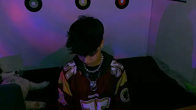 Snapshot of alex_one888 chatting on 11/06/25, 12:22 alex one888 online show from 11/06/25, 12:22