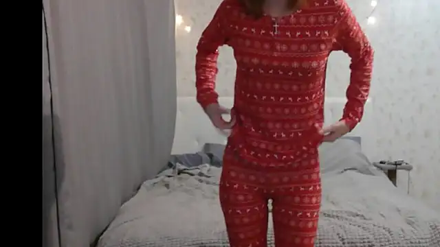 KateBunny online show from 12/17/24, 04:21