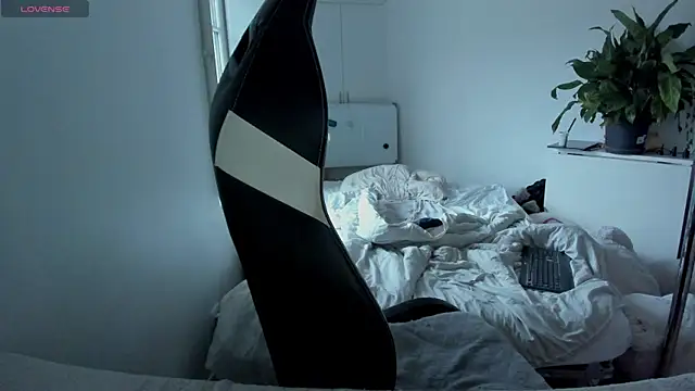 CeriseLapine online show from 03/10/25, 04:14