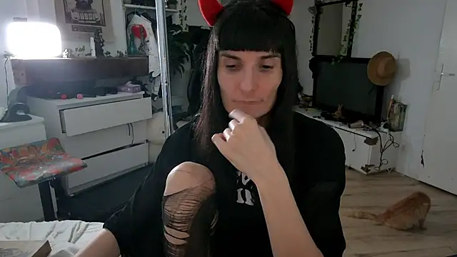 CeriseLapine online show from 11/09/25, 07:23