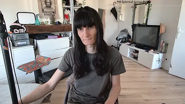 CeriseLapine online show from 12/05/25, 01:42