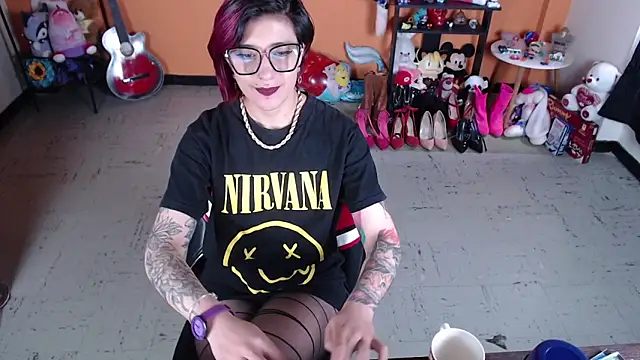 MissMiia2 online show from 01/15/25, 12:15