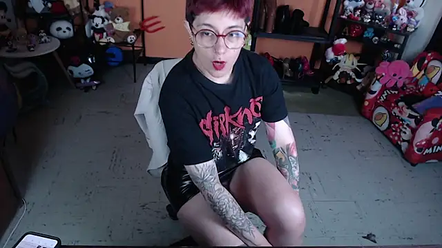 MissMiia2 online show from 05/25/26, 02:23