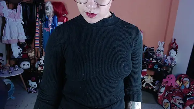 MissMiia2 online show from 05/30/26, 12:24