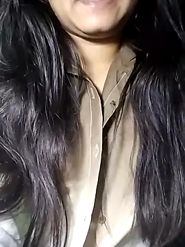 Indianhyna online show from 02/06/26, 12:59