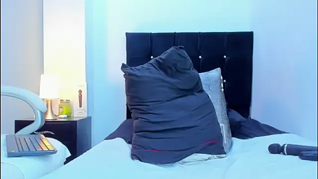 Snapshot of kathyajhonss chatting on 03/10/25, 12:51 kathyajhonss online show from 03/10/25, 12:51