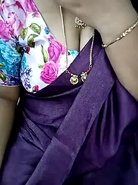 Snapshot of your-sameera chatting on 01/27/25, 07:35 your-sameera online show from 01/27/25, 07:35