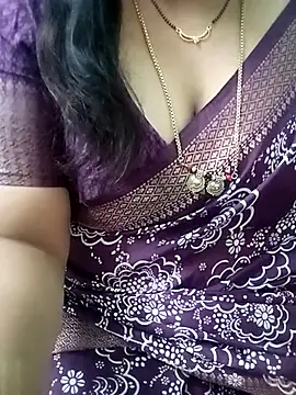 Snapshot of your-sameera chatting on 02/24/25, 04:49 your-sameera online show from 02/24/25, 04:49