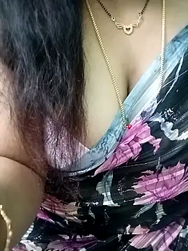 Snapshot of your-sameera chatting on 03/12/25, 01:03 your-sameera online show from 03/12/25, 01:03